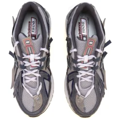 1906A Sneaker