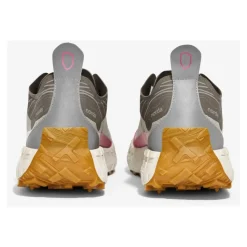 001A Sneakers