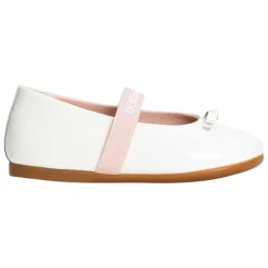 Ballerinaer i lakkskinn