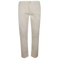 Chinos