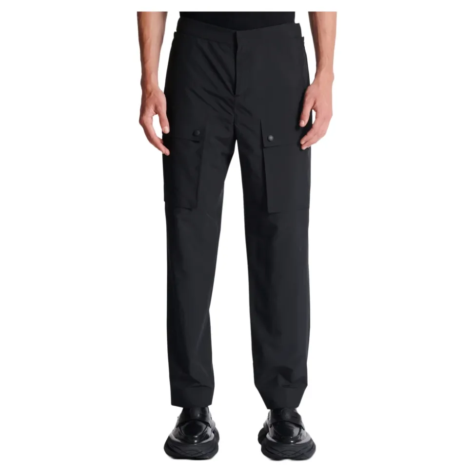 Chinos