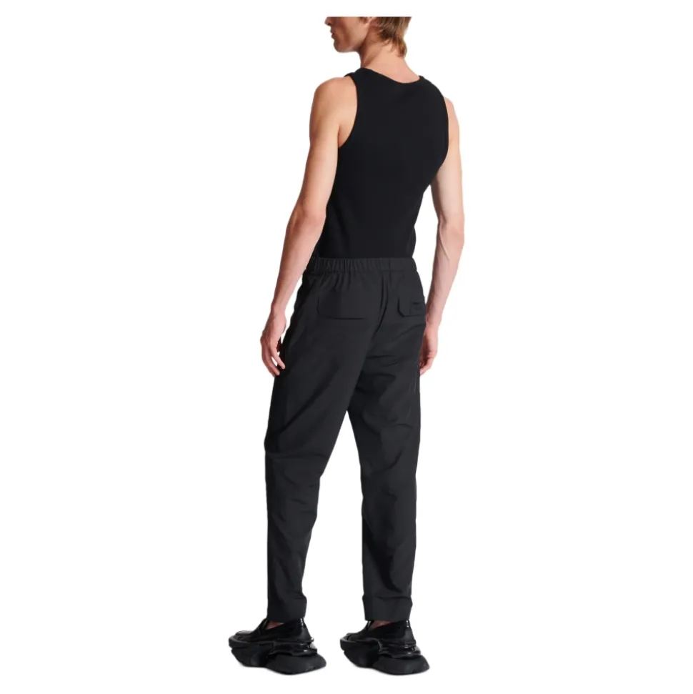Chinos