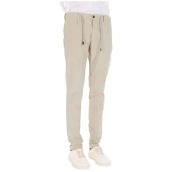 Chinos