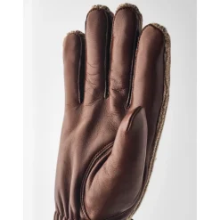 Christopher Glove