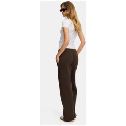 Cosmo Straight Leg