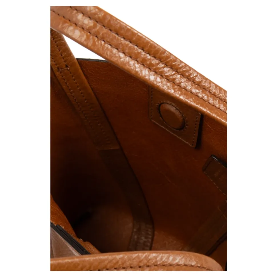 Handbag Spin