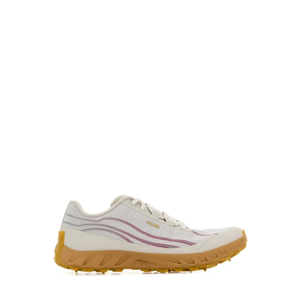 002 Moonbeam