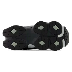 9060 Sneakers