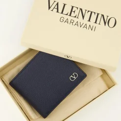 VLogo Signature Grainy Calfskin Wallet