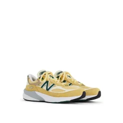 990v6 Made in USA Sneakers