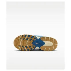 V5 RNR Sneakers