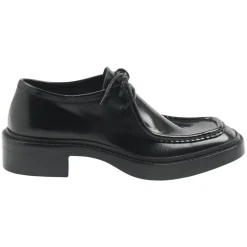 Wesh Lace Up
